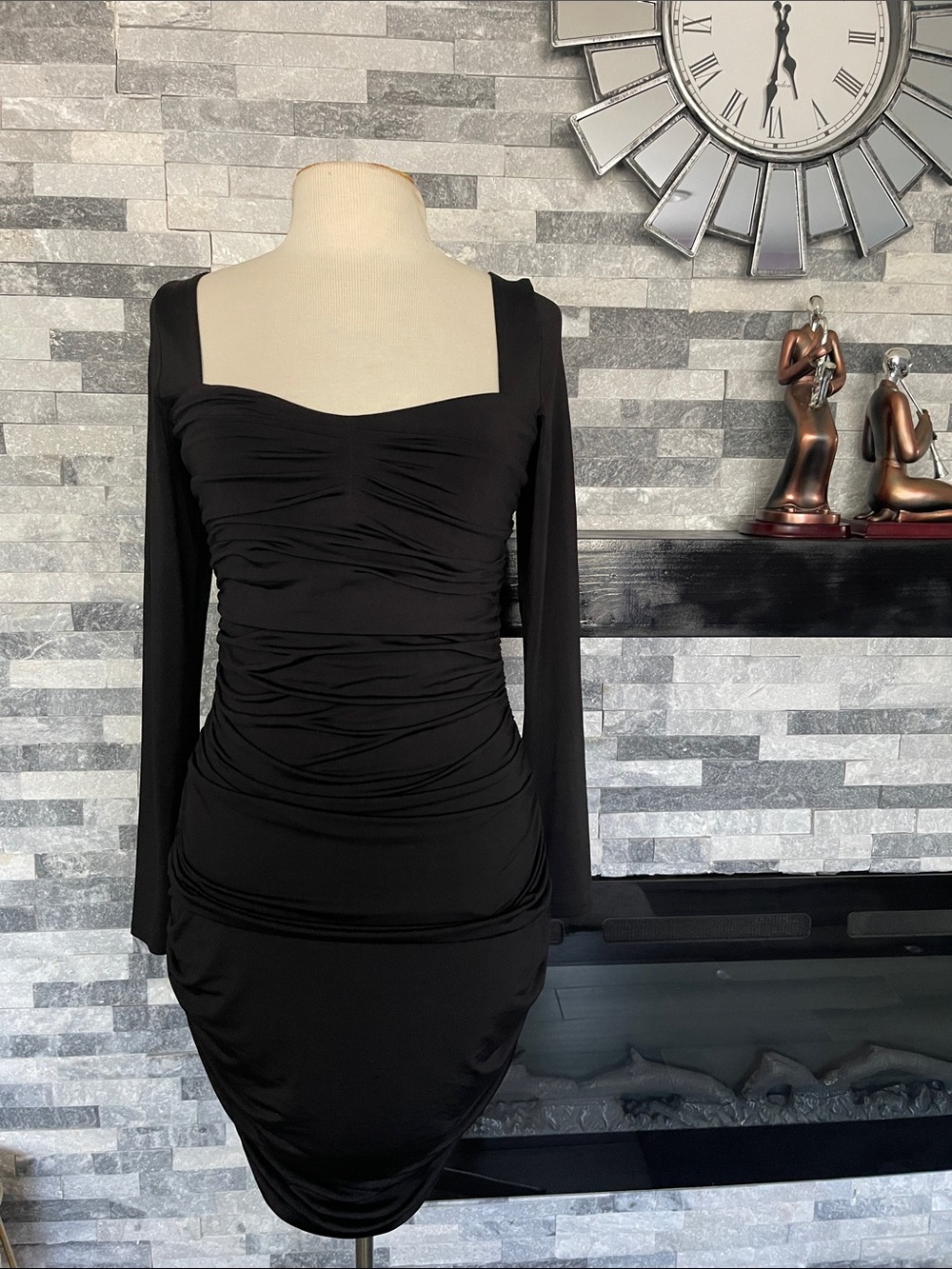 Express Body Contour Mini Long Sleeves Dress Size M ?